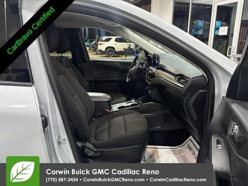 Used 2025 Ford Escape Active AWD/4WD image 37