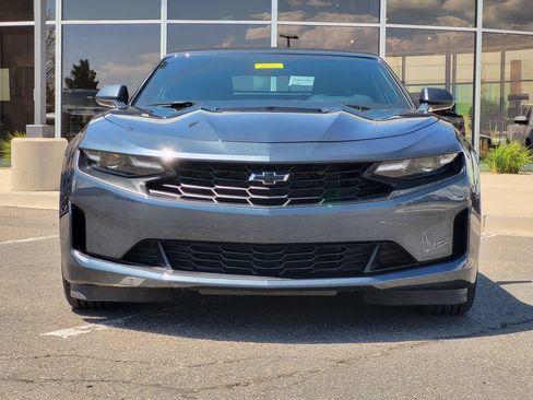 Used 2023 Chevrolet Camaro LT w/ Technology Package RWD image 3