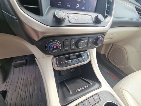 Used 2020 GMC Acadia Denali w/ LPO, Floor Liner Package FWD image 25