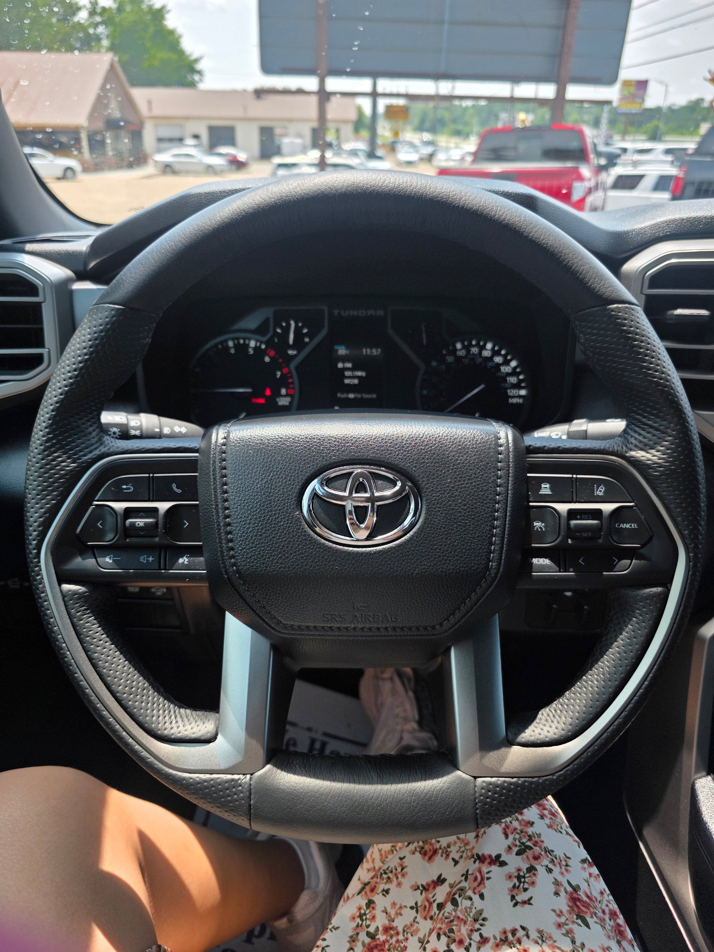 Used 2025 Toyota Tundra SR5 w/ SR5 Premium Package RWD image 9