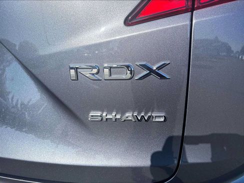 Used 2020 Acura RDX AWD w/ Technology Package image 11