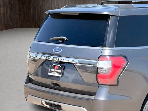 Used 2018 Ford Expedition Limited w/ Equipment Group 302A RWD image 13