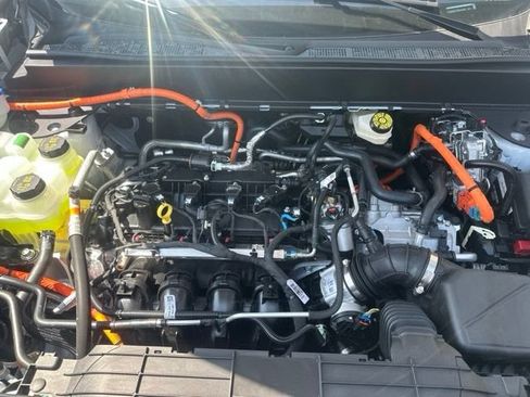 New 2026 Ford Maverick XL w/ Equipment Group 101A AWD/4WD image 33