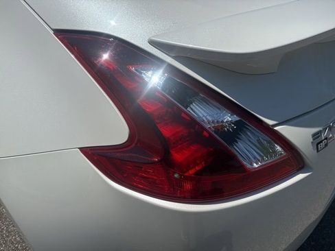 Used 2020 Nissan 370Z Touring Sport RWD image 10