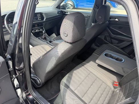 Used 2020 Volkswagen Jetta GLI FWD image 11