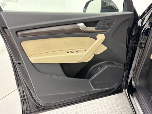 Used 2023 Audi Q5 2.0T Premium w/ Convenience Package image 26