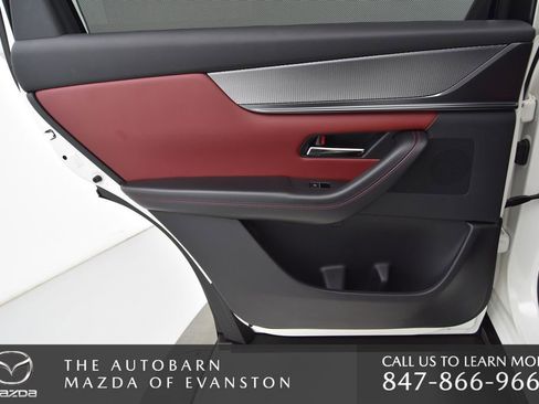 Used 2025 MAZDA CX-70 Plug-In Hybrid w/ Premium Plus image 31