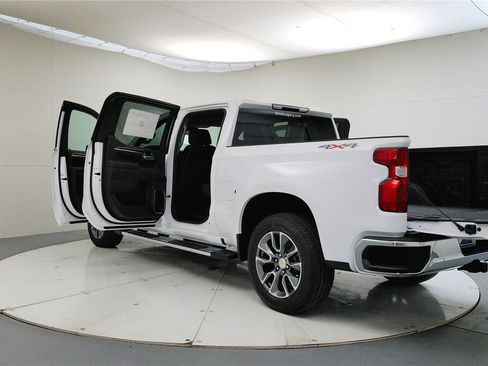 Used 2026 Chevrolet Silverado 1500 LT w/ Protection Package image 11