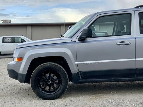 Used 2016 Jeep Patriot Sport w/ Power Value Group image 10