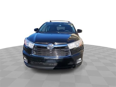 Used 2016 Toyota Highlander Limited image 3