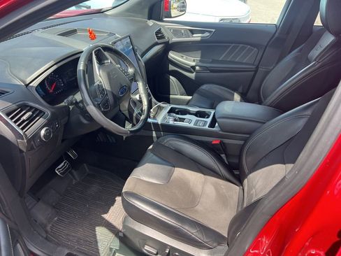 Used 2022 Ford Edge ST w/ Equipment Group 401A AWD/4WD image 6