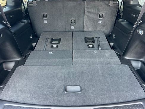 New 2025 Jeep Grand Cherokee L Altitude image 16