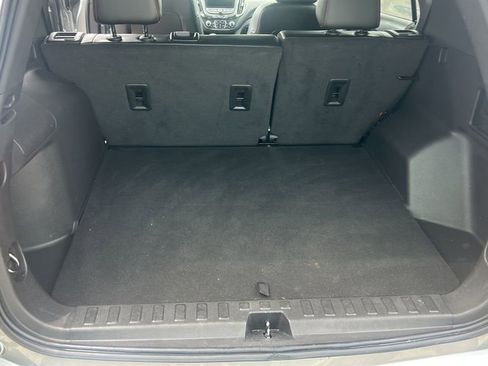 Used 2023 Chevrolet Equinox RS w/ RS Leather Package FWD image 13