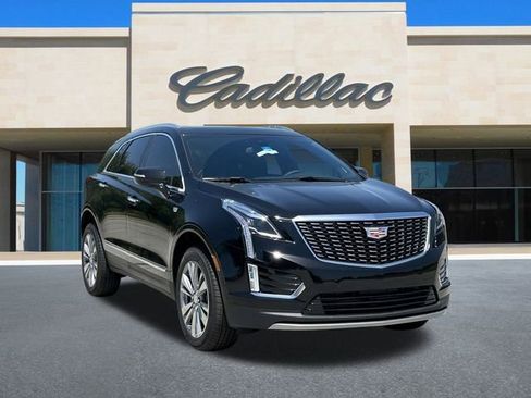 New 2025 Cadillac XT5 Premium Luxury image 2