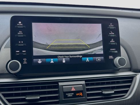 Used 2022 Honda Accord EX-L image 10