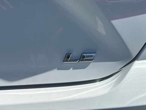 Used 2025 Toyota Camry LE FWD image 13