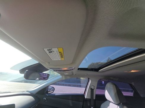 Used 2022 Hyundai Elantra Limited w/ Cargo Package image 27