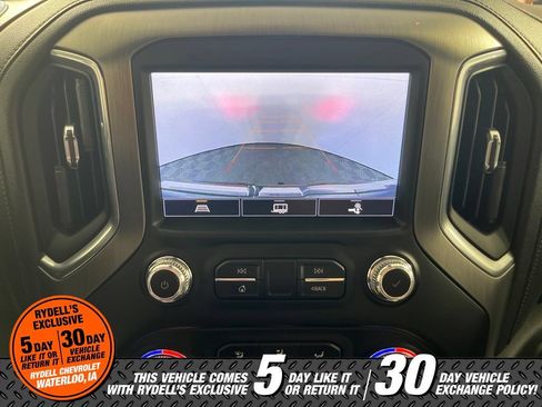Used 2022 GMC Sierra 1500 Denali w/ Denali Premium Package AWD/4WD image 32