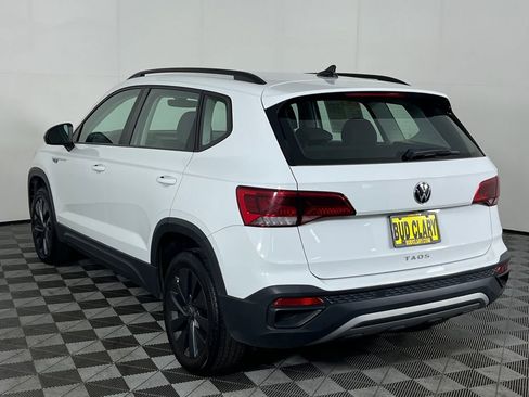Used 2024 Volkswagen Taos S image 8