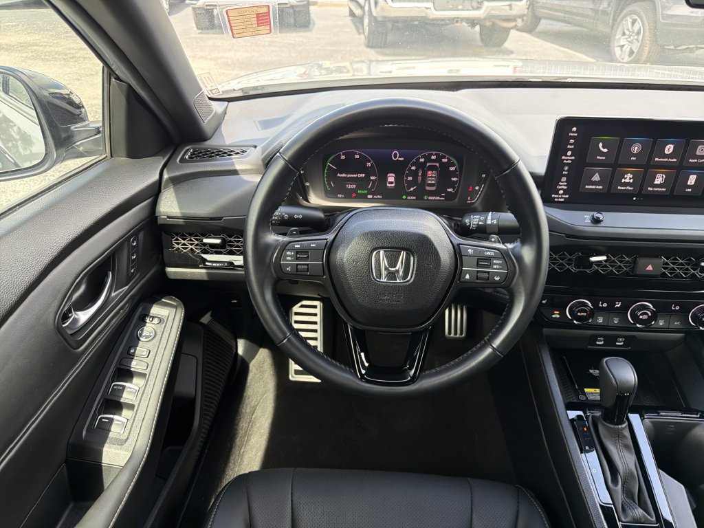 Used 2025 Honda Accord Sport image 13