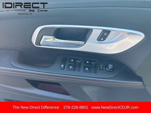 Used 2015 Chevrolet Equinox LT w/ Driver Convenience Package image 18