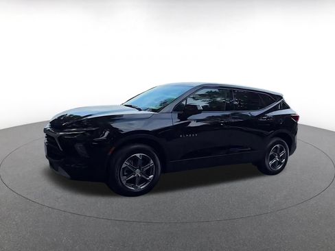 Used 2026 Chevrolet Blazer LT FWD image 8