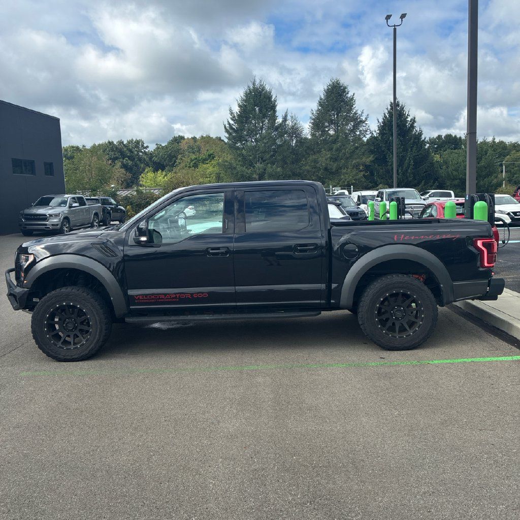 Used 2020 Ford F150 Raptor w/ Equipment Group 802A Luxury AWD/4WD image 3