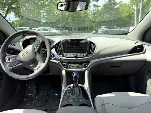 Used 2018 Chevrolet Volt LT w/ LT Driver Confidence Package image 14