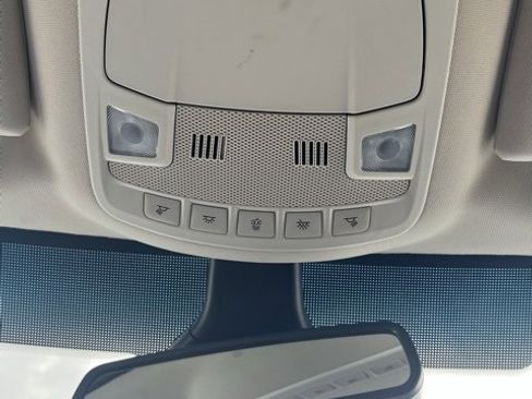 Used 2024 Ford Edge Titanium image 53