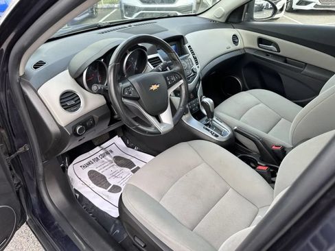Used 2014 Chevrolet Cruze LT w/ All-Star Edition FWD image 10