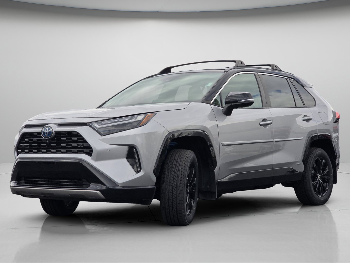 Used 2024 Toyota RAV4 XSE w/ Advanced Technology Package AWD/4WD image 23