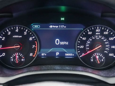 Used 2019 Kia Stinger Premium RWD image 21