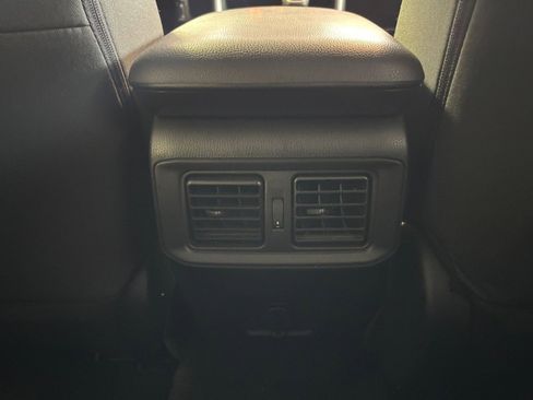 Used 2025 Toyota RAV4 LE image 29