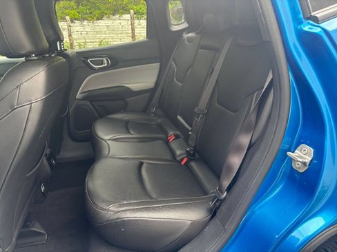 Used 2025 Jeep Compass Limited AWD/4WD image 22