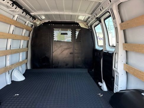Used 2024 Chevrolet Express 2500 w/ Driver Convenience Package RWD image 16