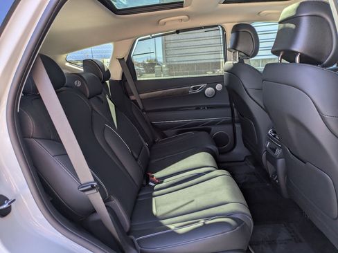 Used 2025 Genesis GV80 3.5T Advanced image 29