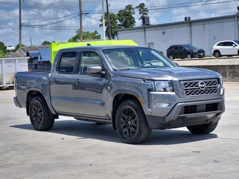 Used 2024 Nissan Frontier SV w/ SV Convenience Package RWD image 8