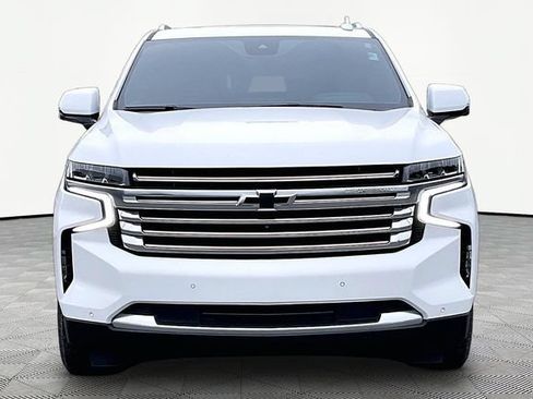 Used 2023 Chevrolet Tahoe High Country AWD/4WD image 2