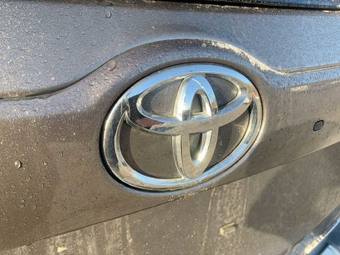 Used 2017 Toyota Highlander Limited image 31