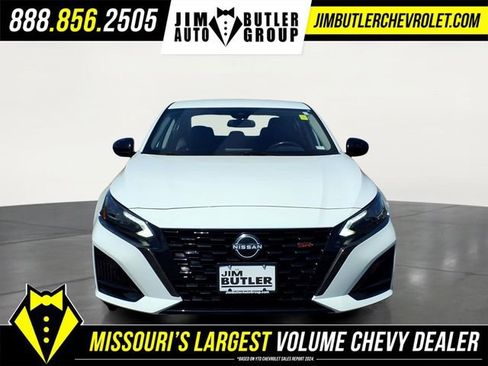 Used 2023 Nissan Altima 2.5 SR FWD image 26