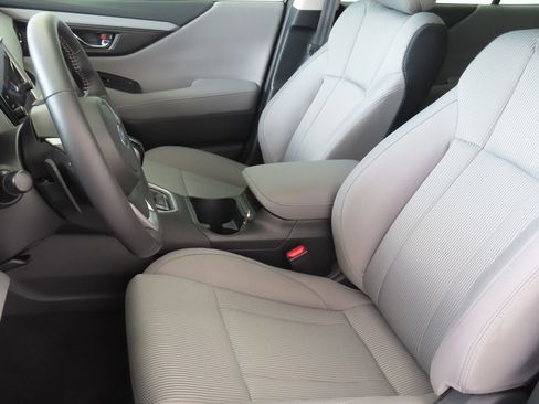 Used 2025 Subaru Legacy Premium AWD/4WD image 11