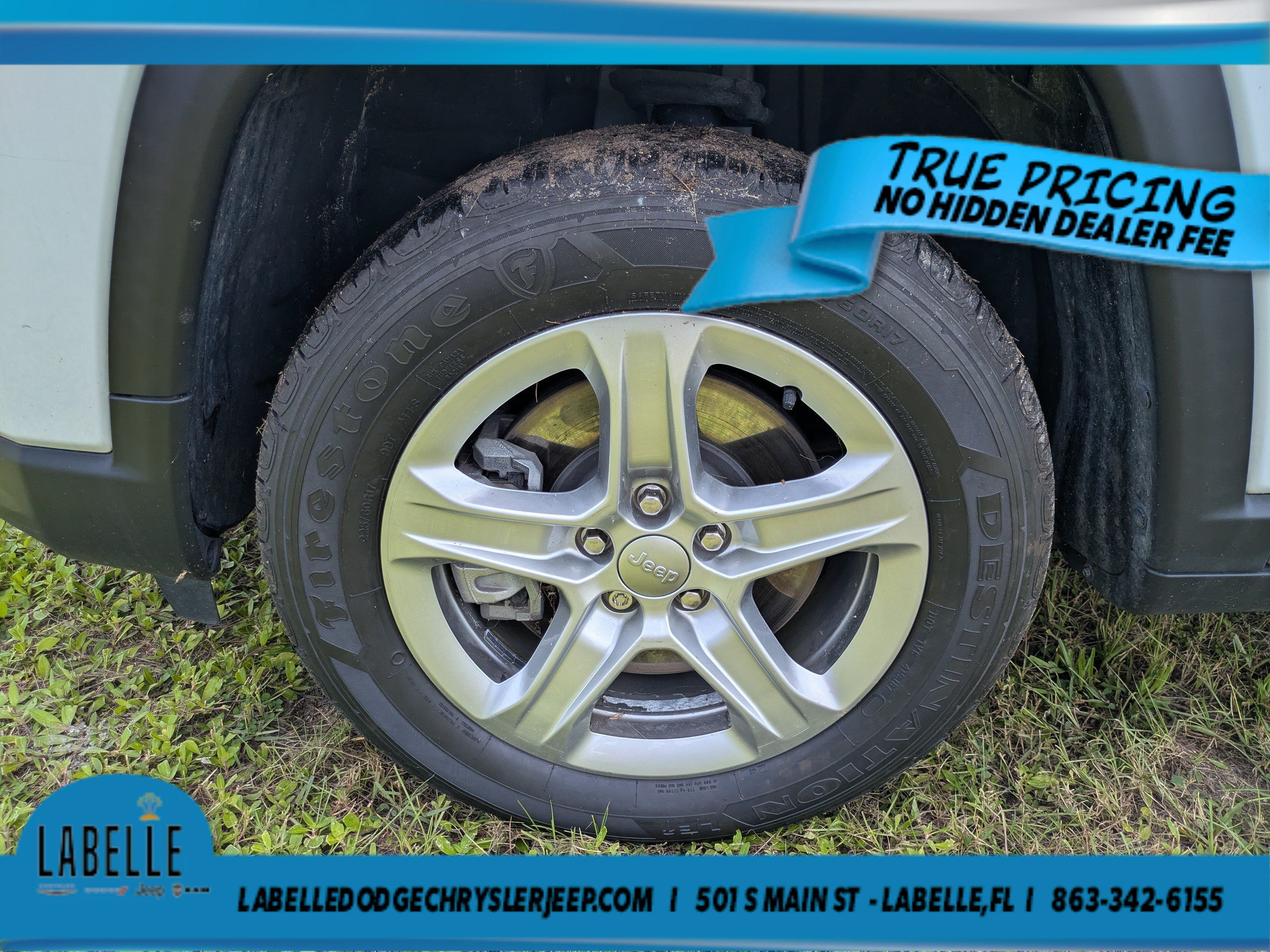 Used 2023 Jeep Compass Latitude AWD/4WD image 10