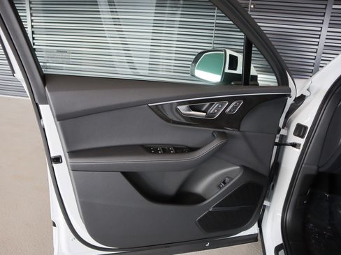 New 2026 Audi Q7 3.0T Premium Plus image 23