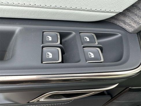 Used 2023 Rivian R1S Adventure image 19