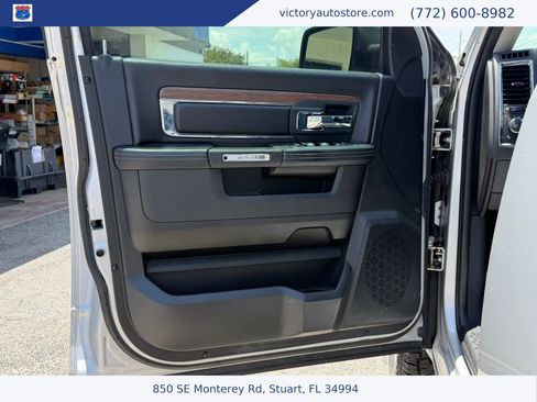 Used 2018 RAM 1500 Laramie w/ Convenience Group AWD/4WD image 14