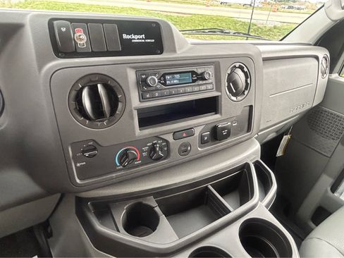 New 2027 Ford E-350 and Econoline 350 Super Duty w/ Power Equipment Group RWD image 25