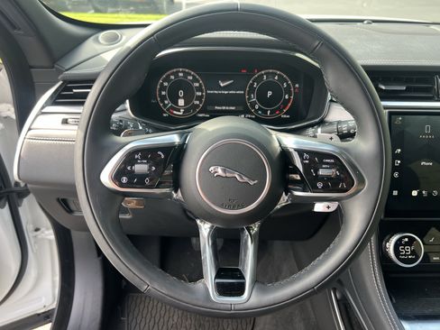 Used 2026 Jaguar F-PACE R-Dynamic S AWD/4WD image 21