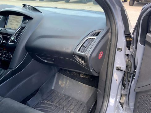 Used 2016 Ford Focus RS image 18