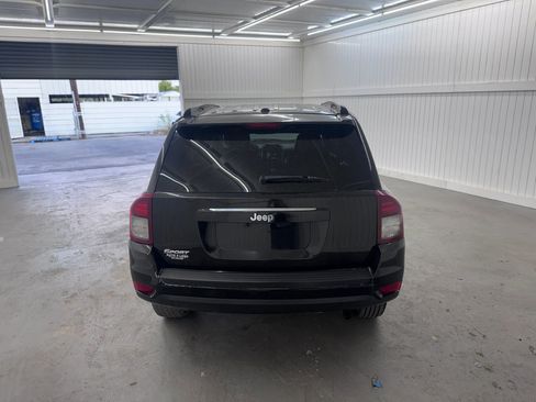 Used 2014 Jeep Compass Latitude image 6