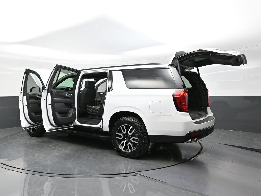 Used 2023 GMC Yukon XL AT4 AWD/4WD image 55
